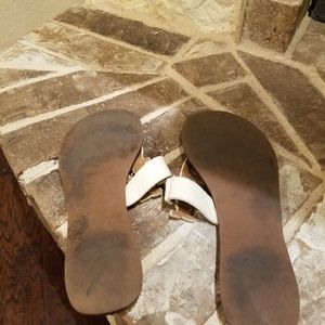 Tory Burch Shoes - Tory Burch Moore Flat Thong Sandal Tory Burch Shoes - Tory Burch Moore Flat Thong Sandal